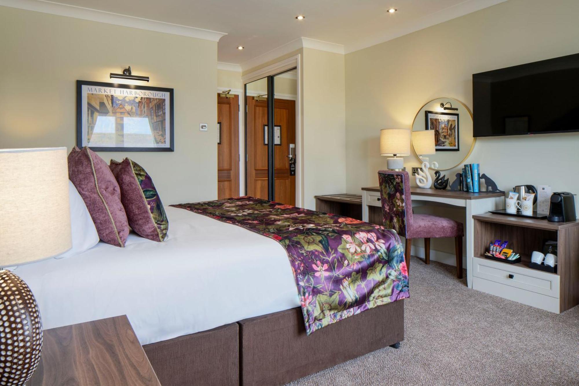 The Three Swans Hotel, Market Harborough, Leicestershire Экстерьер фото